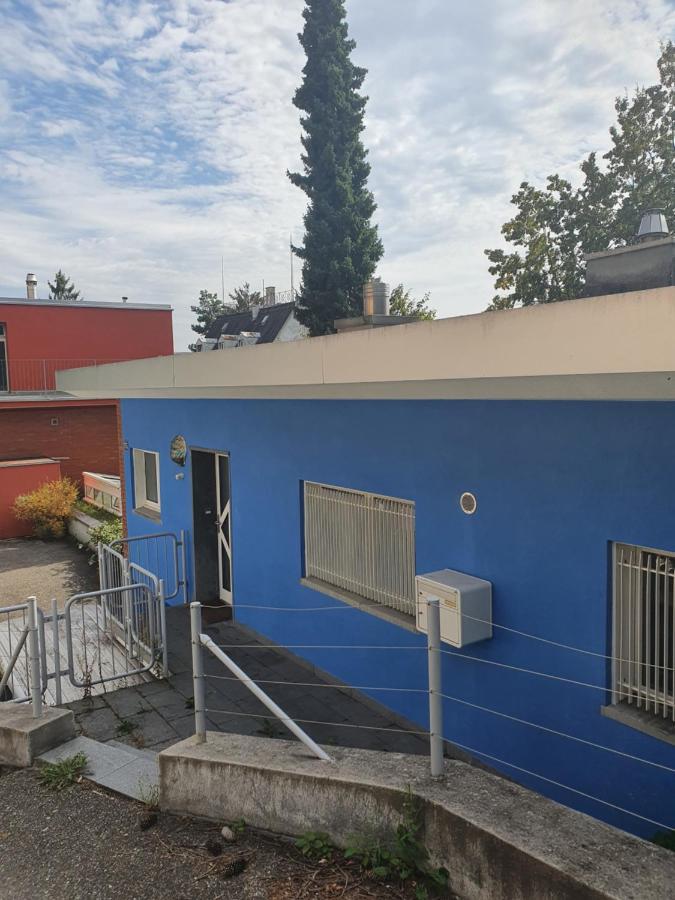 Viktoria Budget Hostel Цюрих Экстерьер фото