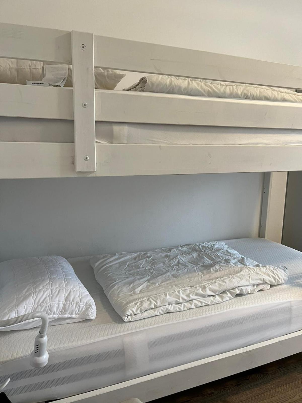 Viktoria Budget Hostel Цюрих Экстерьер фото